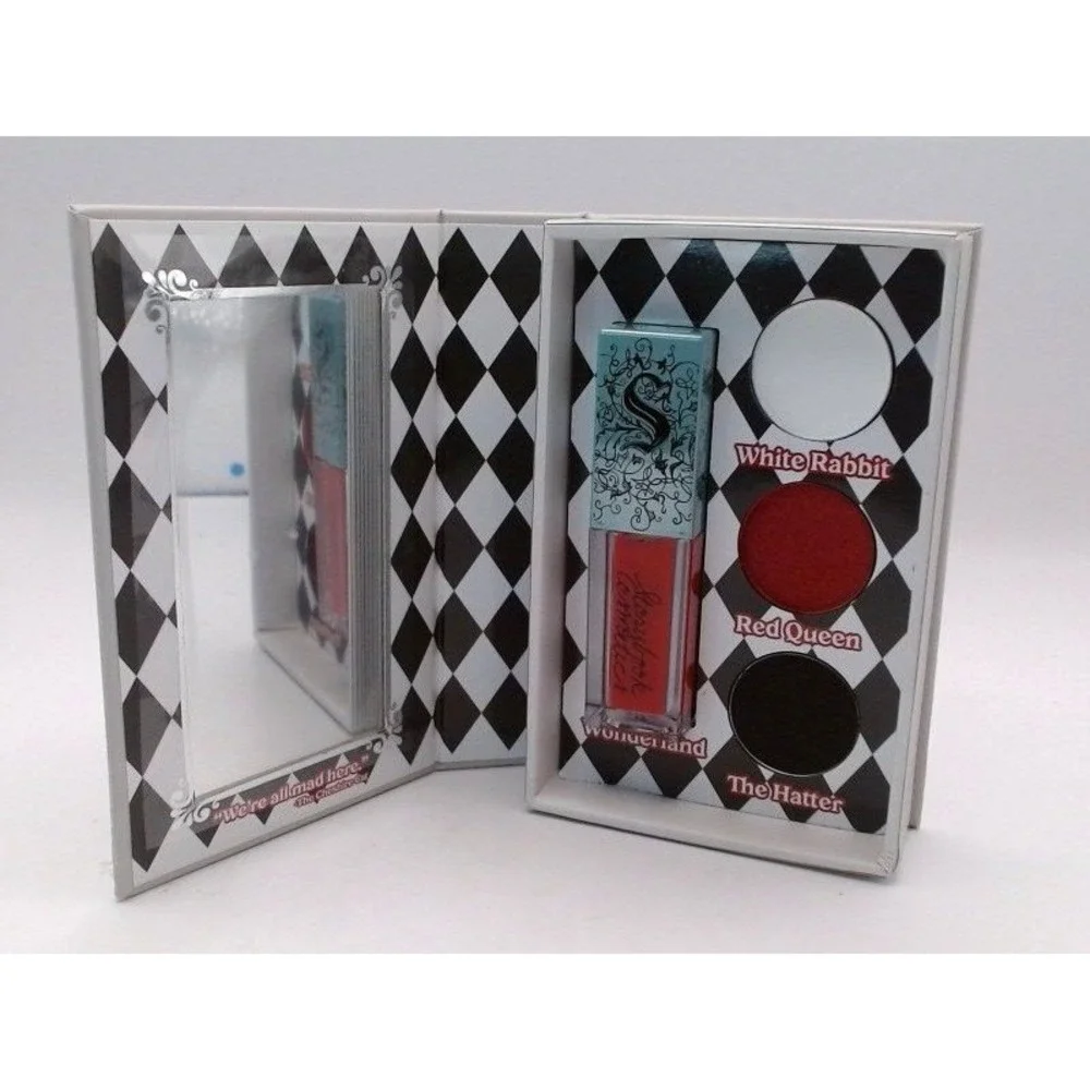 Storybook Cosmetics - Alice in Wonderland Eyeshadow & Lipstick Set, BRAND NEW